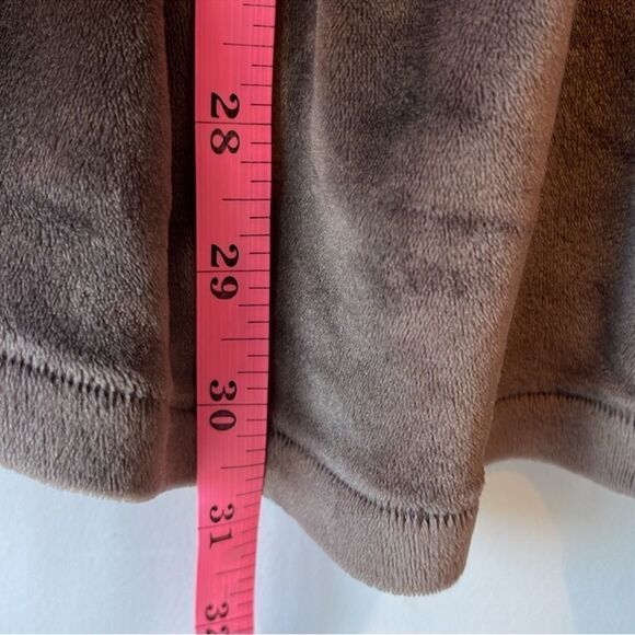 SKIMS Velour Buttoned Stretch Pajama Top Shirt - Picture 9 of 9